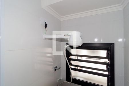 Apartamento para alugar com 47m², 2 quartos e sem vagaDetalhe - Banheiro