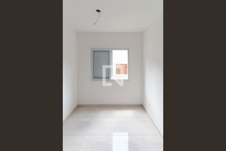 Quarto 1 de apartamento para alugar com 2 quartos, 34m² em Vila Irmaos Arnoni, São Paulo