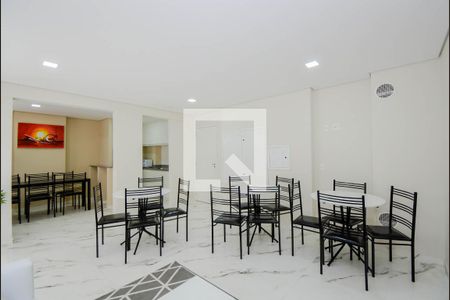 Apartamento para alugar com 42m², 2 quartos e 1 vaga Apartamento para alugar com 42m², 2 quartos e 1 vagaÁrea comum - Salão de festas