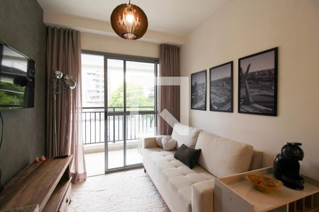 Sala de apartamento para alugar com 1 quarto, 37m² em Indianópolis, São Paulo