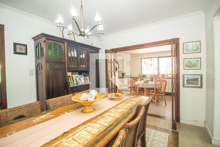 Sala 2 de casa à venda com 2 quartos, 120m² em Campo Novo, Porto Alegre