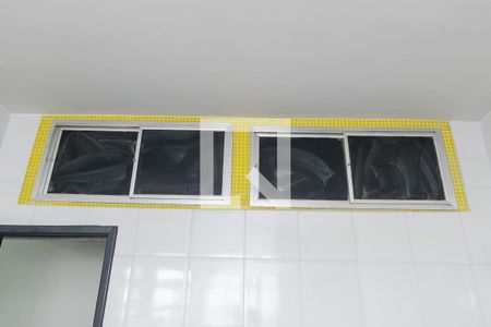 Apartamento à venda com 80m², 2 quartos e sem vaga Apartamento à venda com 80m², 2 quartos e sem vagaCozinha - Armários