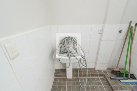 Apartamento à venda com 80m², 2 quartos e sem vaga Apartamento à venda com 80m², 2 quartos e sem vagaÁrea de Serviço