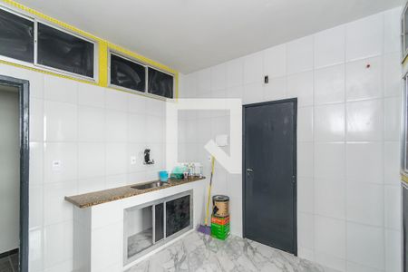 Apartamento à venda com 80m², 2 quartos e sem vaga Apartamento à venda com 80m², 2 quartos e sem vagaCozinha