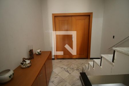 Apartamento para alugar com 128m², 2 quartos e 1 vagaHall de entrada
