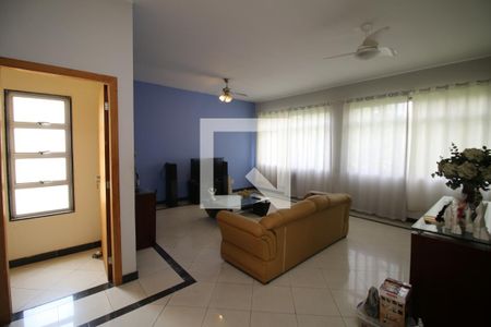Sala de apartamento para alugar com 2 quartos, 128m² em Penha, Rio de Janeiro