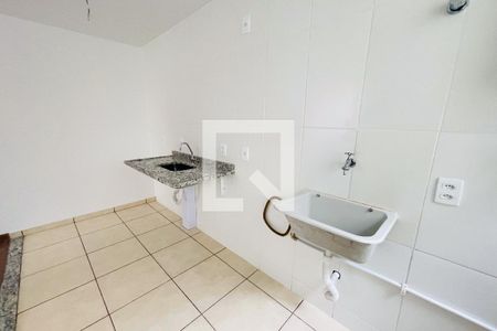 Casa para alugar com 44m², 2 quartos e 1 vaga Casa para alugar com 44m², 2 quartos e 1 vagaÁrea de Serviço