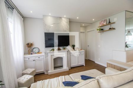 Sala de TV de apartamento à venda com 2 quartos, 70m² em Alphaville Empresarial, Barueri