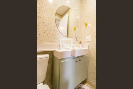 Apartamento à venda com 70m², 2 quartos e 2 vagasBanheiro da Suíte 2