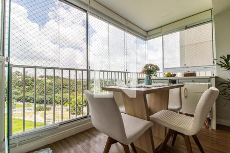 Apartamento à venda com 70m², 2 quartos e 2 vagasVaranda