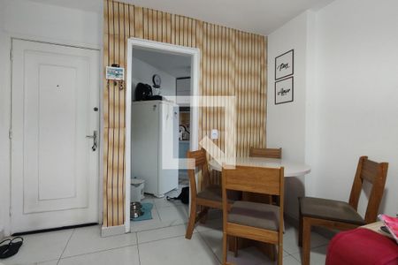 Sala  de apartamento para alugar com 2 quartos, 54m² em Curicica, Rio de Janeiro