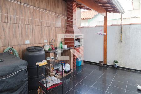 Casa à venda com 119m², 3 quartos e 2 vagasChurrasqueira