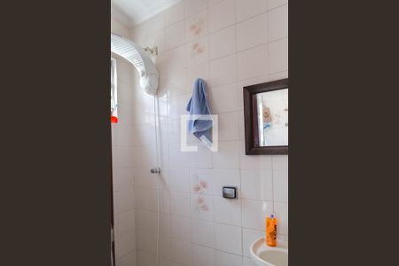 Casa à venda com 119m², 3 quartos e 2 vagasBanheiro