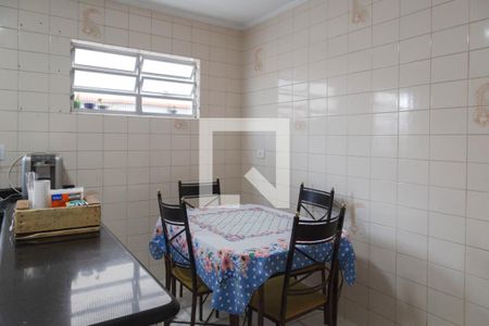 Casa à venda com 119m², 3 quartos e 2 vagasCozinha