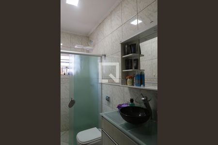 Casa à venda com 119m², 3 quartos e 2 vagasBanheiro