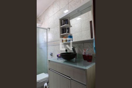 Casa à venda com 119m², 3 quartos e 2 vagasBanheiro