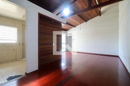 Sala de casa para alugar com 3 quartos, 590m² em Interlagos, São Paulo