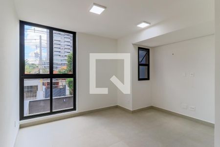 Sala de casa de condomínio para alugar com 2 quartos, 123m² em Brooklin Novo, São Paulo