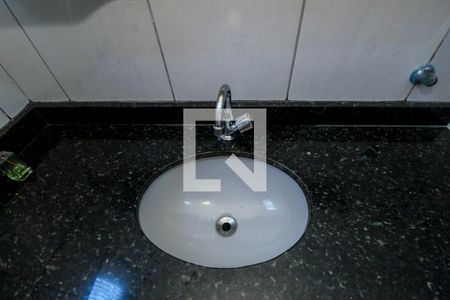 Casa à venda com 370m², 3 quartos e 3 vagasBanheiro