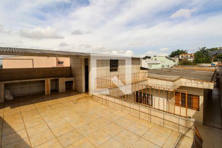 Casa à venda com 370m², 3 quartos e 3 vagasÁrea comum - Churrasqueira