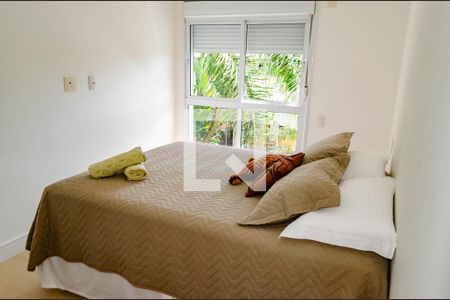 Suite - Dormitório de apartamento para alugar com 2 quartos, 79m² em Campeche, Florianópolis
