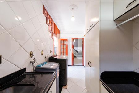 Casa à venda com 390m², 5 quartos e 4 vagasÁrea de serviço