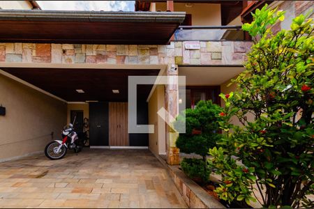 Casa à venda com 390m², 5 quartos e 4 vagasGaragem