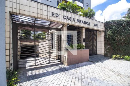 Apartamento à venda com 106m², 3 quartos e 2 vagasFachada