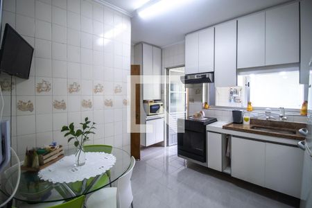 Apartamento à venda com 106m², 3 quartos e 2 vagasCozinha