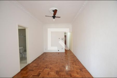 Sala de apartamento para alugar com 2 quartos, 60m² em Praça Seca, Rio de Janeiro