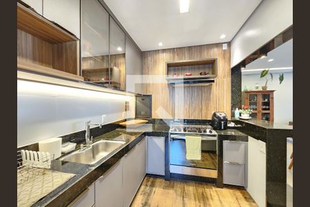 Apartamento à venda com 115m², 4 quartos e 2 vagasCozinha