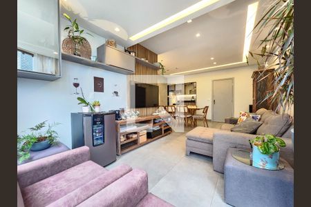 Apartamento à venda com 115m², 4 quartos e 2 vagasSala