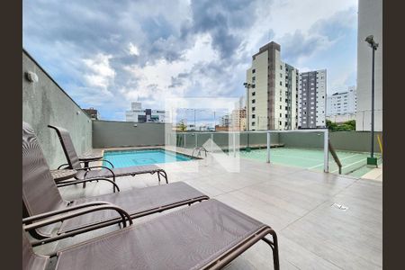 Apartamento à venda com 115m², 4 quartos e 2 vagasPiscina