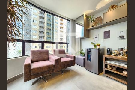 Apartamento à venda com 115m², 4 quartos e 2 vagasVaranda Sala