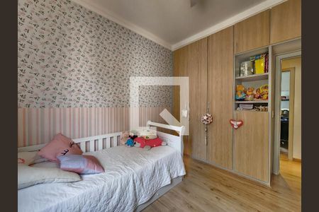 Apartamento à venda com 115m², 4 quartos e 2 vagasQuarto 2