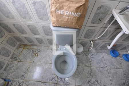 Casa à venda com 180m², 5 quartos e 3 vagasBanheiro 2