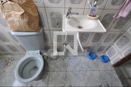 Casa à venda com 180m², 5 quartos e 3 vagasBanheiro 2