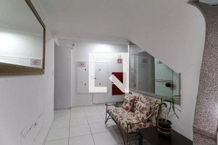Apartamento à venda com 70m², 2 quartos e sem vaga Apartamento à venda com 70m², 2 quartos e sem vagaHall de entrada