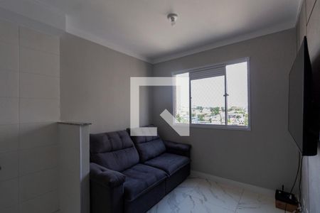 Sala e Cozinha Integrada de apartamento para alugar com 2 quartos, 33m² em Itaquera, São Paulo