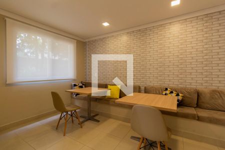 Apartamento para alugar com 33m², 2 quartos e sem vagaÁrea Comum - Salão de Festas