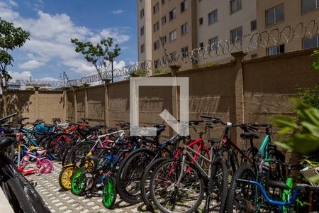 Apartamento para alugar com 33m², 2 quartos e sem vagaÁrea Comum - Bicicletário