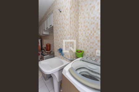 Apartamento à venda com 60m², 2 quartos e 1 vagaÁrea de serviço 