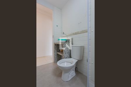 Banheiro de apartamento para alugar com 2 quartos, 46m² em Palmeiras, Belo Horizonte