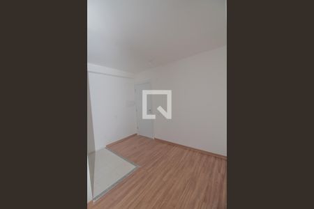 Sala de apartamento para alugar com 2 quartos, 46m² em Vila Esperança, São Paulo