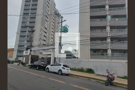 Apartamento para alugar com 46m², 2 quartos e 1 vaga Apartamento para alugar com 46m², 2 quartos e 1 vagaFachada