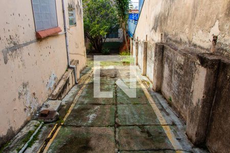 Casa à venda com 561m², 5 quartos e 5 vagasÁREA EXTERNA LATERAL