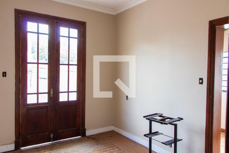 Casa à venda com 561m², 5 quartos e 5 vagasQUARTO 3