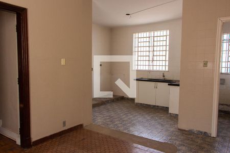 Casa à venda com 561m², 5 quartos e 5 vagasSALA DE JANTAR