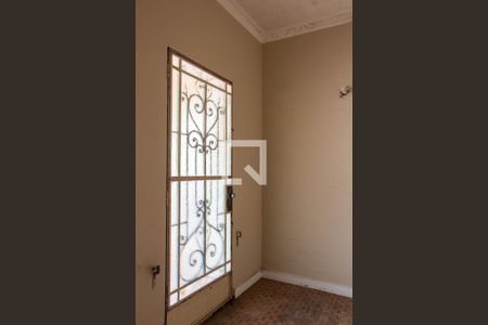 Casa à venda com 561m², 5 quartos e 5 vagasHALL DE ENTRADA FRENTE