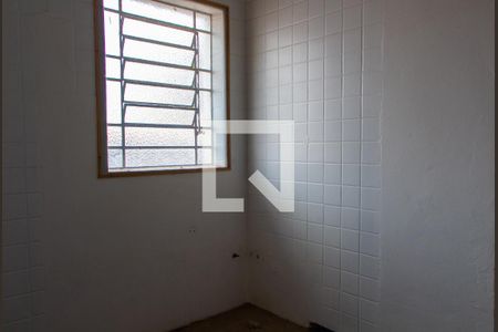 Casa à venda com 561m², 5 quartos e 5 vagasBANHEIRO DA SUITE